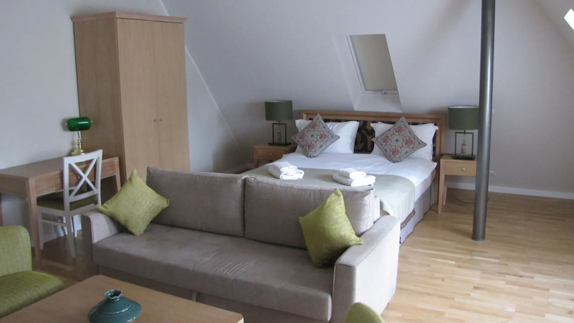 Hotel Altes Faehrhaus Berlin 4*,