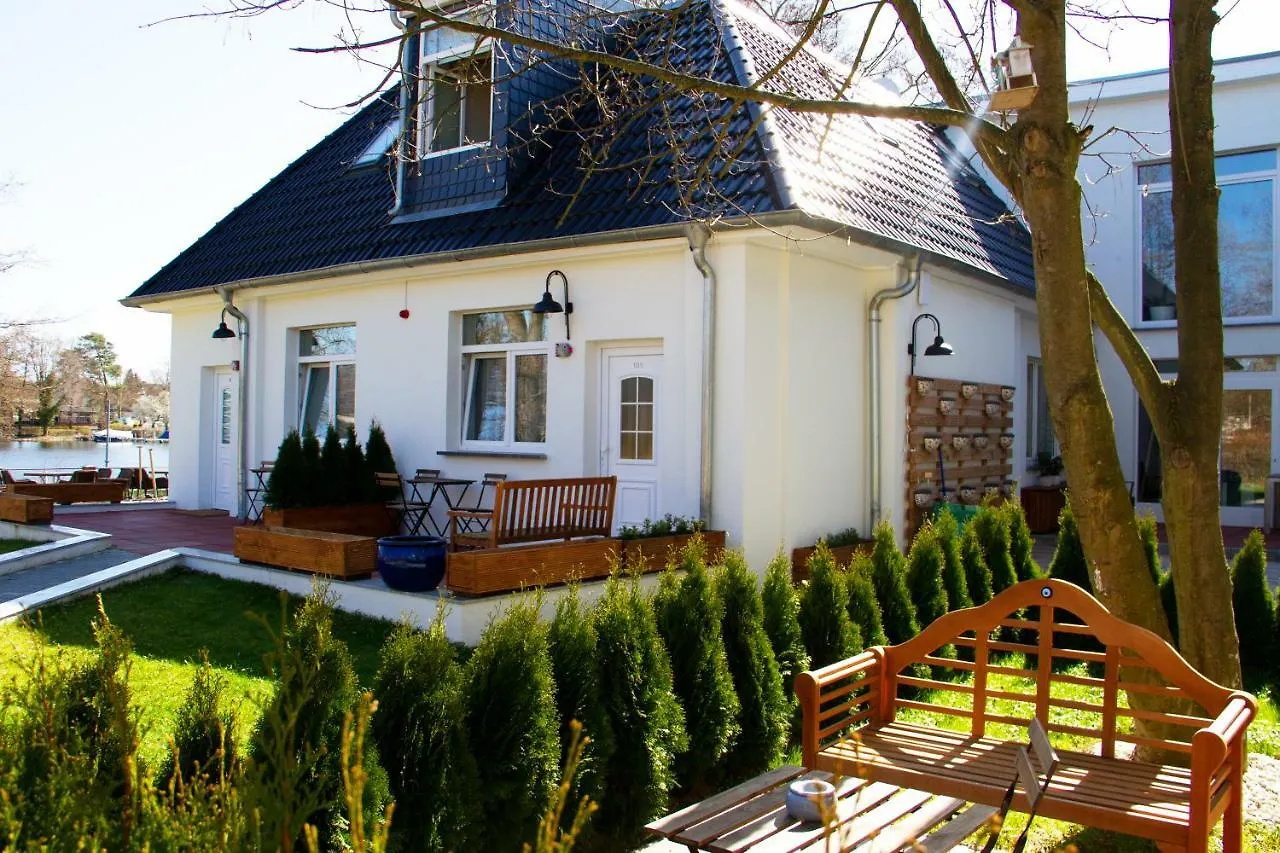Hotel Altes Faehrhaus Berlin